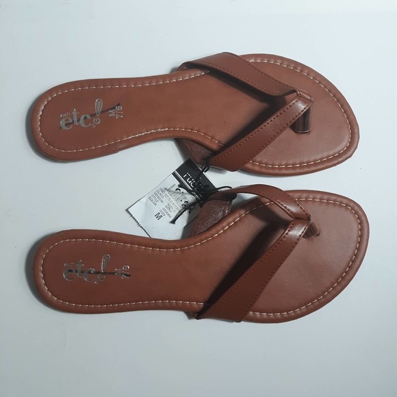 Rue 21 etc! Size 7/8 Vegan Leather Thong Sandals Brown Flat Flip Flops - Picture 2 of 5